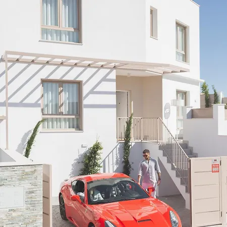 Semesterbostad Martalia - La Casa Del Cedro Luxury